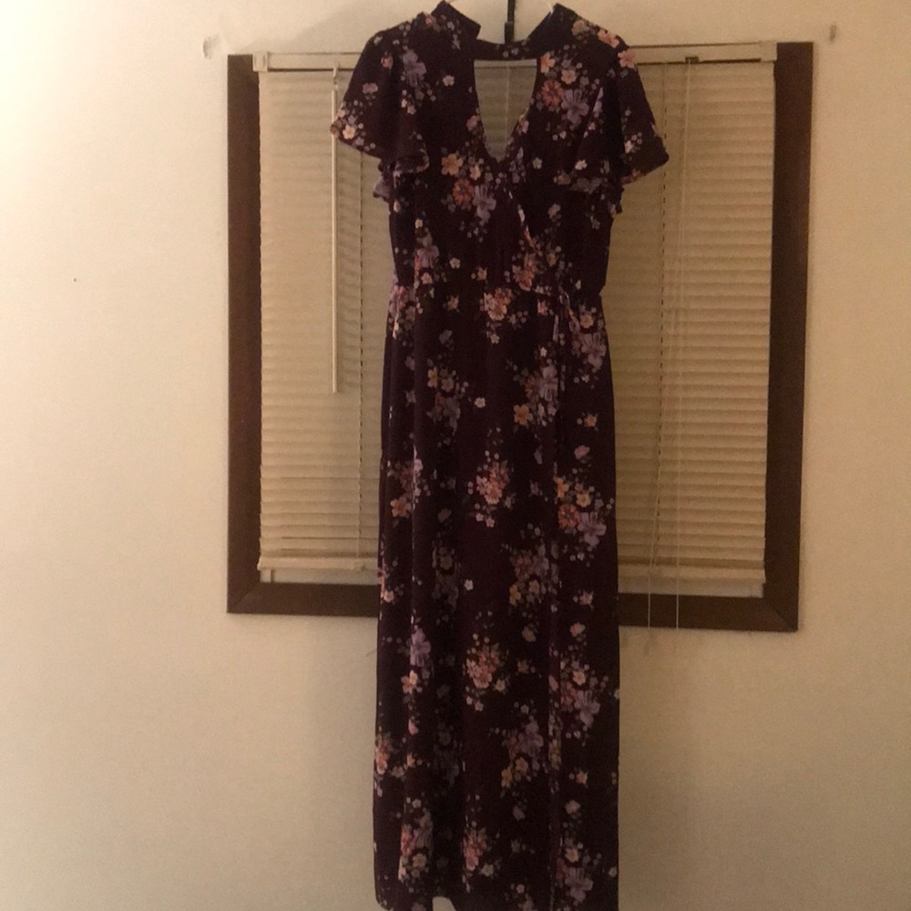 Burgundy floral maxi dress